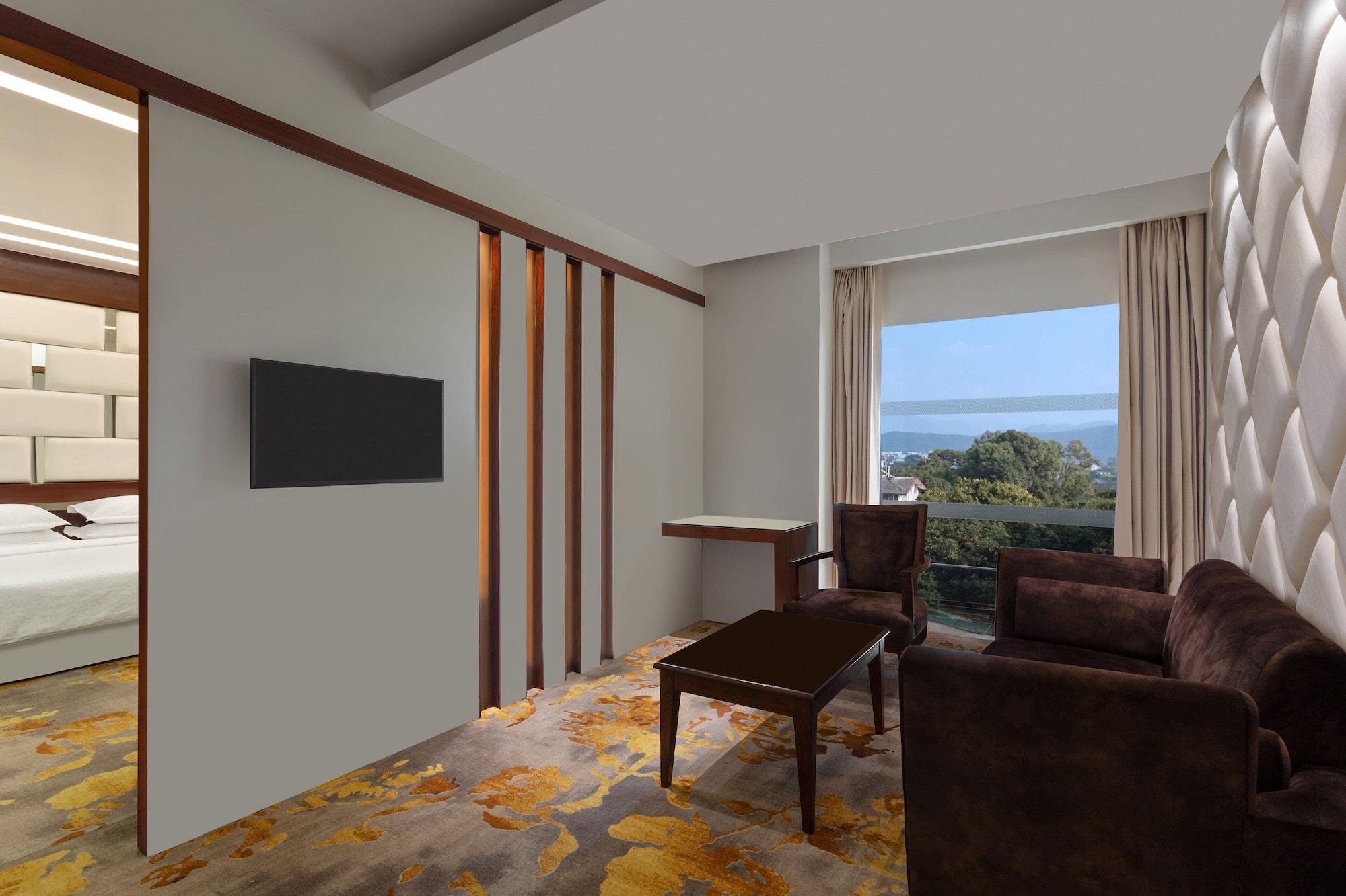 Hyatt Centric Rajpur Road Dehradun Hotel Ngoại thất bức ảnh